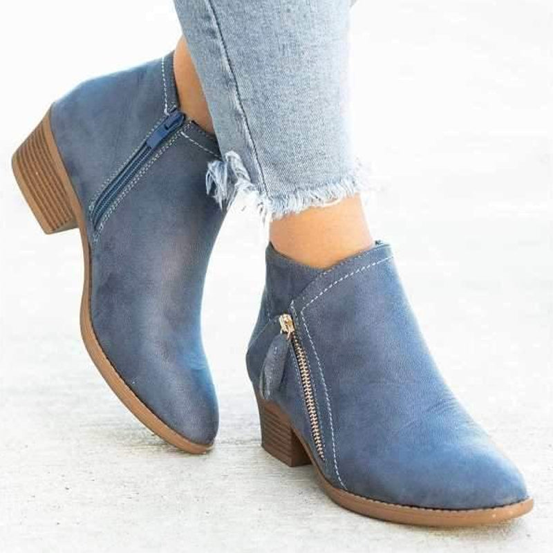 Ankle boots with hunting zipper and chunky heel for women