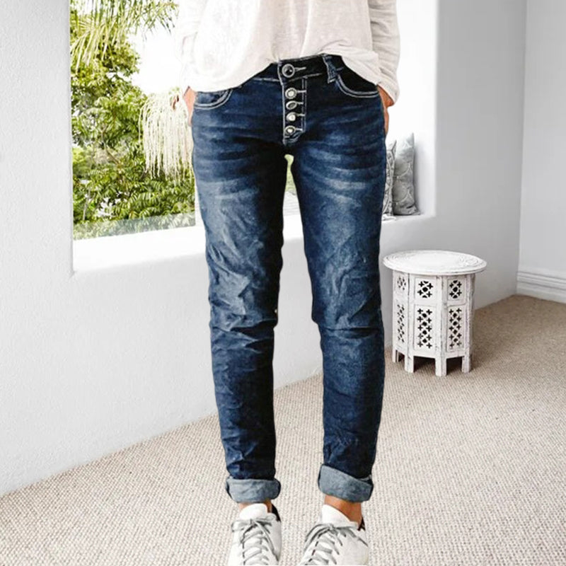 ג'ינס ישר לנשים