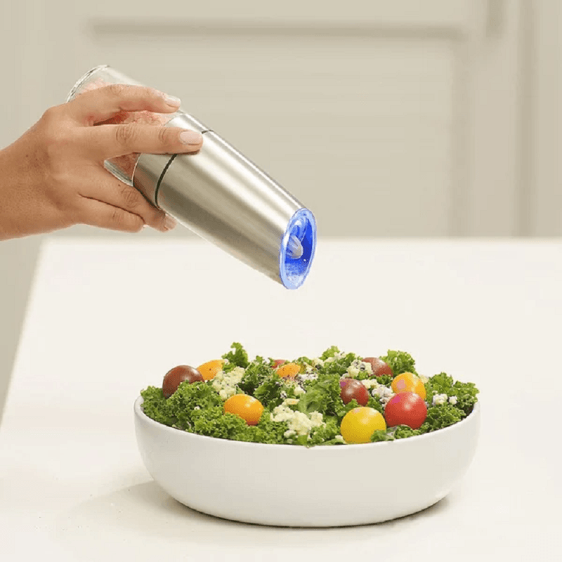 Automatic electric salt and pepper grinder of