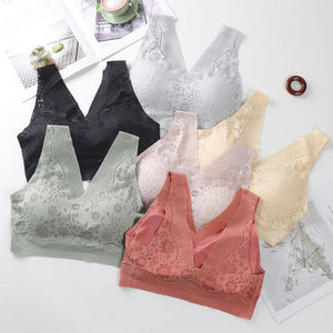 The lifting bra breathes and flatters the back