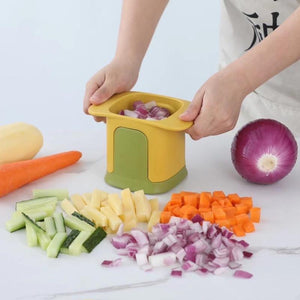 Manual vegetable cutter for a mini kitchen