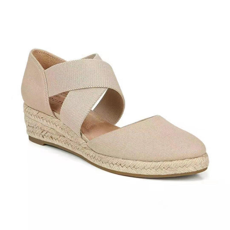 Wedge sandals with hemp rope 