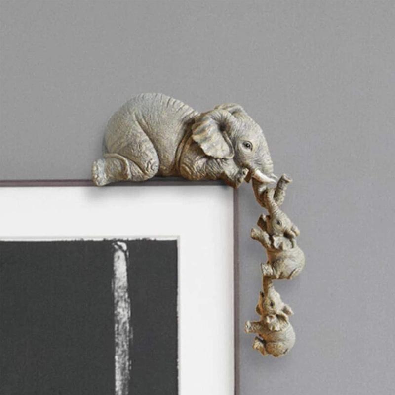 פסלוני פיל מצוירים ביד